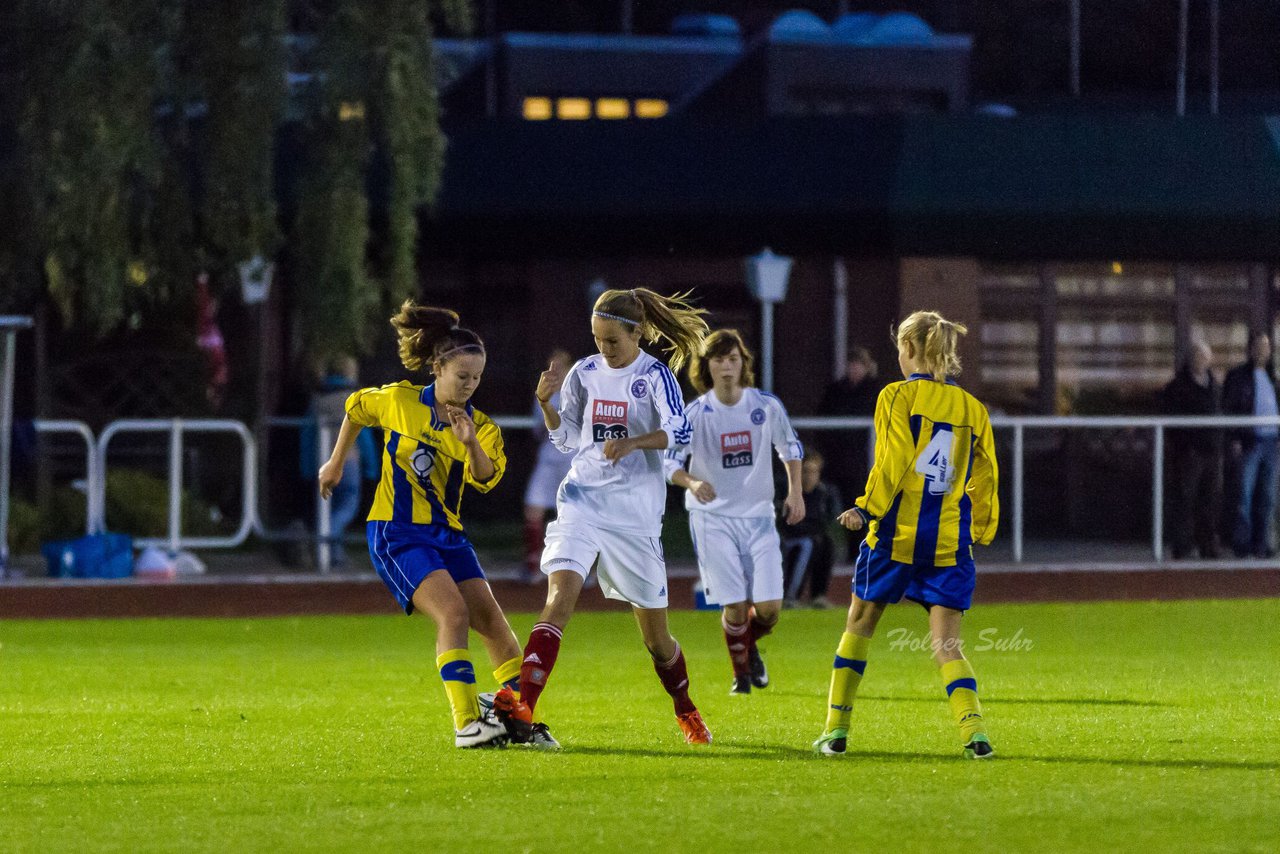 Bild 115 - B-Juniorinnen SV Henstedt-Ulzburg - Holstein Kiel : Ergebnis: 0:12